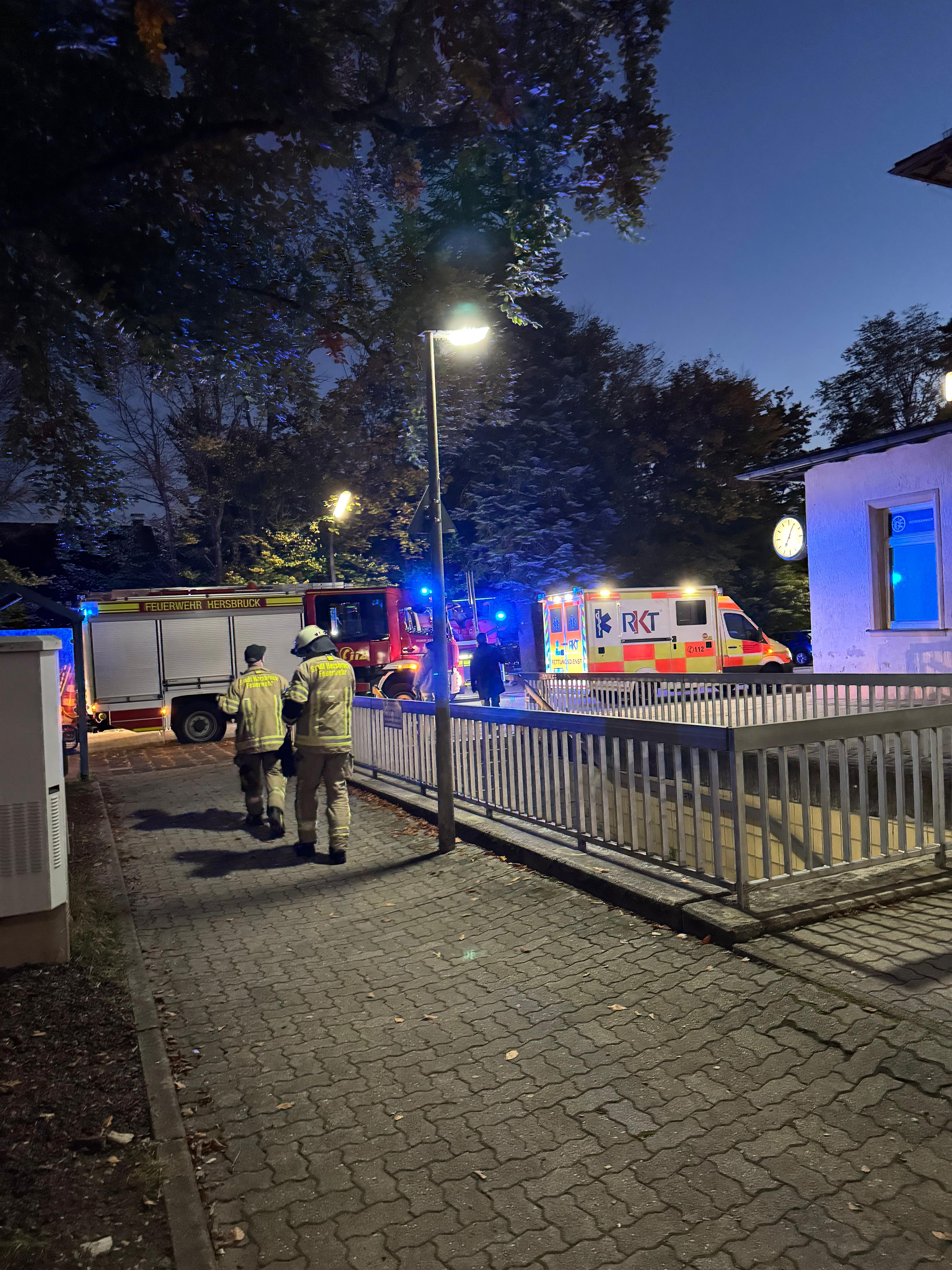 Einsatzfoto  THL P EINGESCHLOSSEN - ...