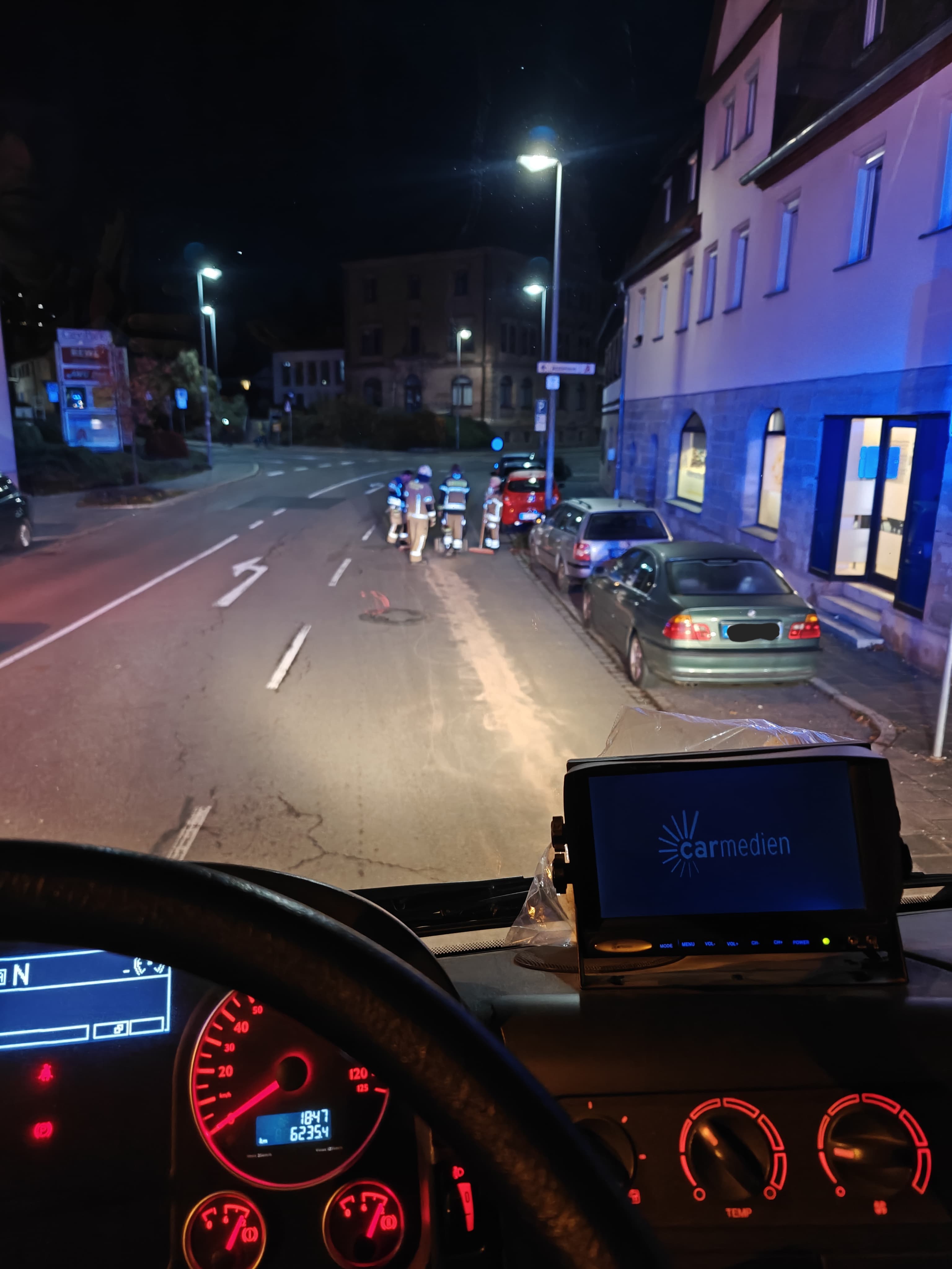 Einsatzfoto  THL 1 - klein - Straße ...